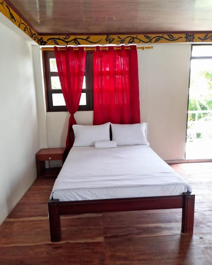 Wikungo Hotel Puerto Nariño Exteriör bild